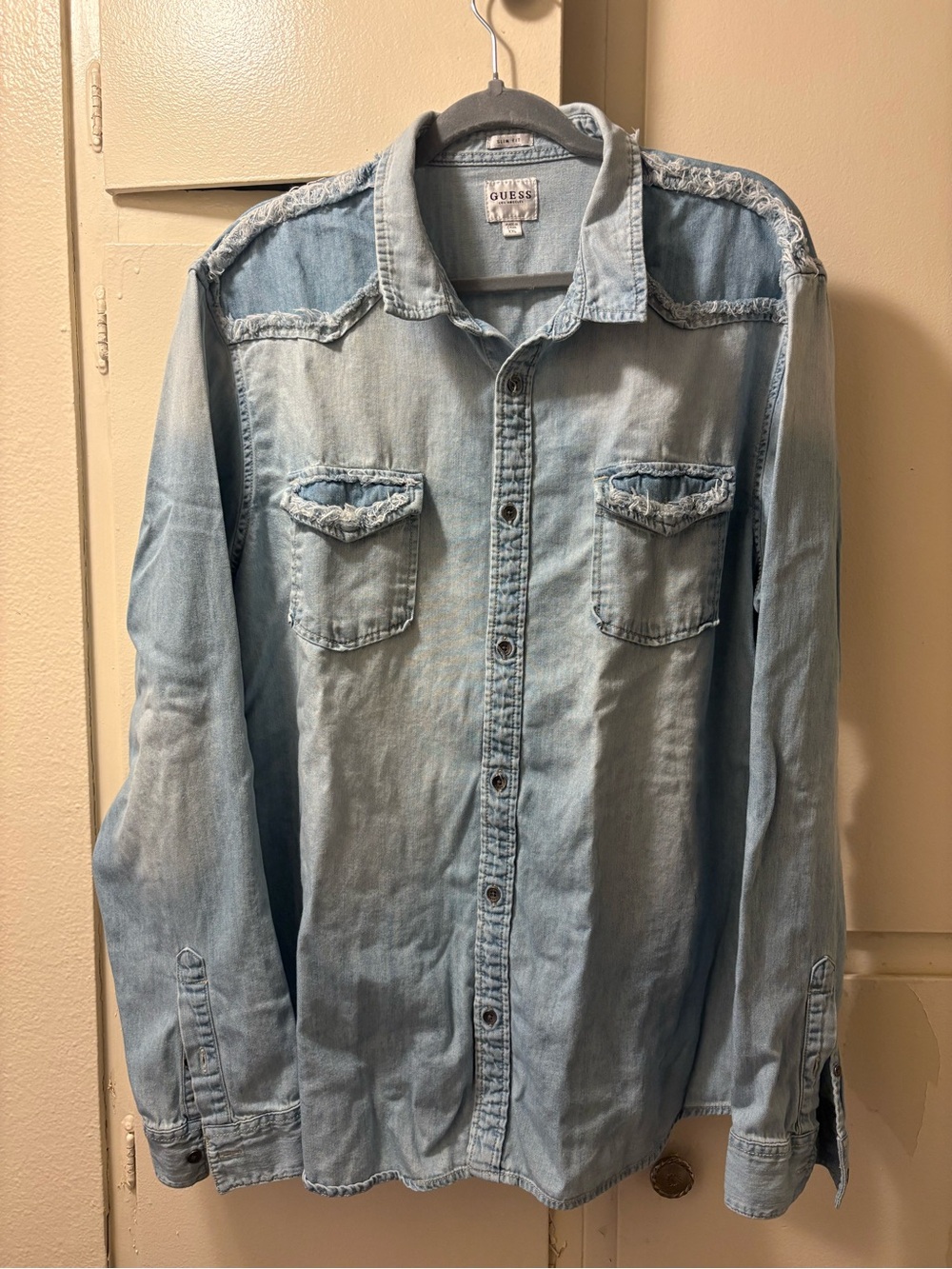 Guess Men's Maverick-Wash Slim Western Denim Shirt - Picture 5 of 6